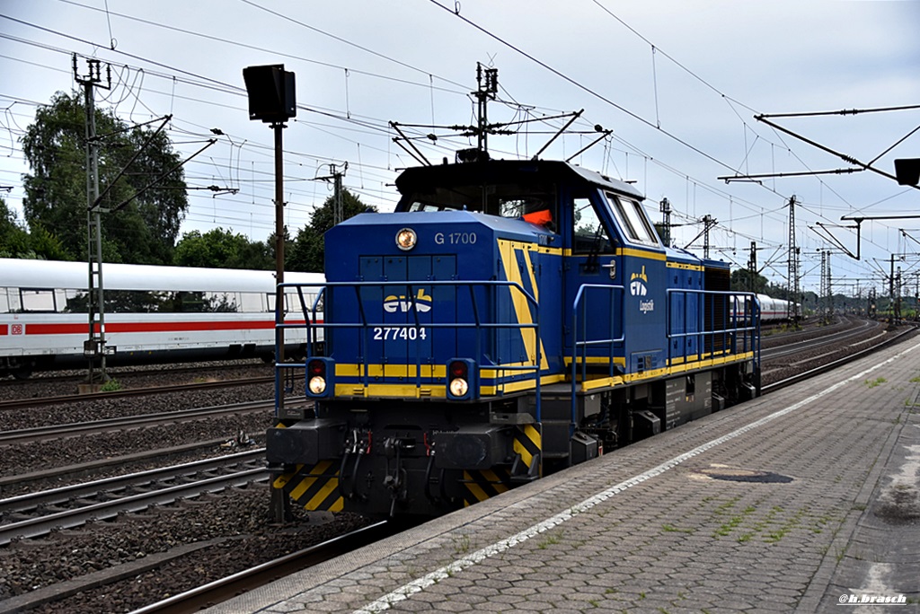 277 404 FUHR LZ DURCH HH-HARBURG;13:08:16