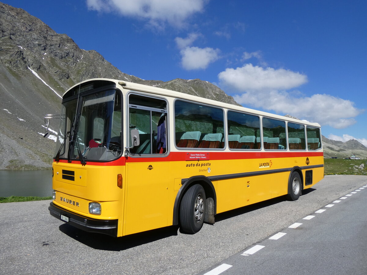 (277'002) - Gaudenz, Andeer - GR 1866 - Saurer/R&J (ex Mark, Andeer PID 2824; ex PostAuto Graubnden; ex P 24'350) am 19. Juni 2025 auf dem Flelapass
