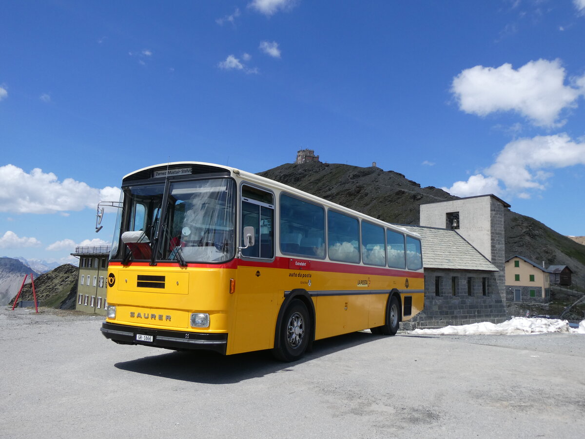 (277'045) - Aus der Schweiz: Gaudenz, Andeer - GR 1866 - Saurer/R&J (ex Mark, Andeer PID 2824; ex PostAuto Graubnden; ex P 24'350) am 19. Juni 2025 auf dem Stilfserjoch