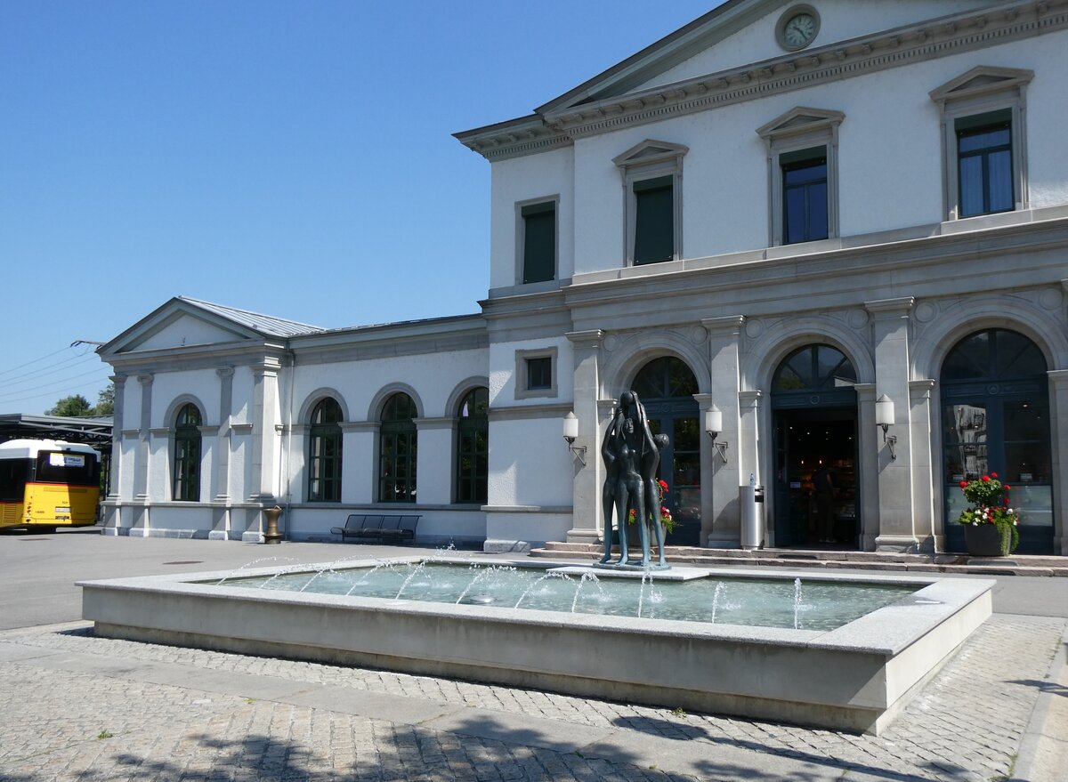 (277'114) - Brunnen am 20. Juni 2025 beim Bahnhof Bad Ragaz