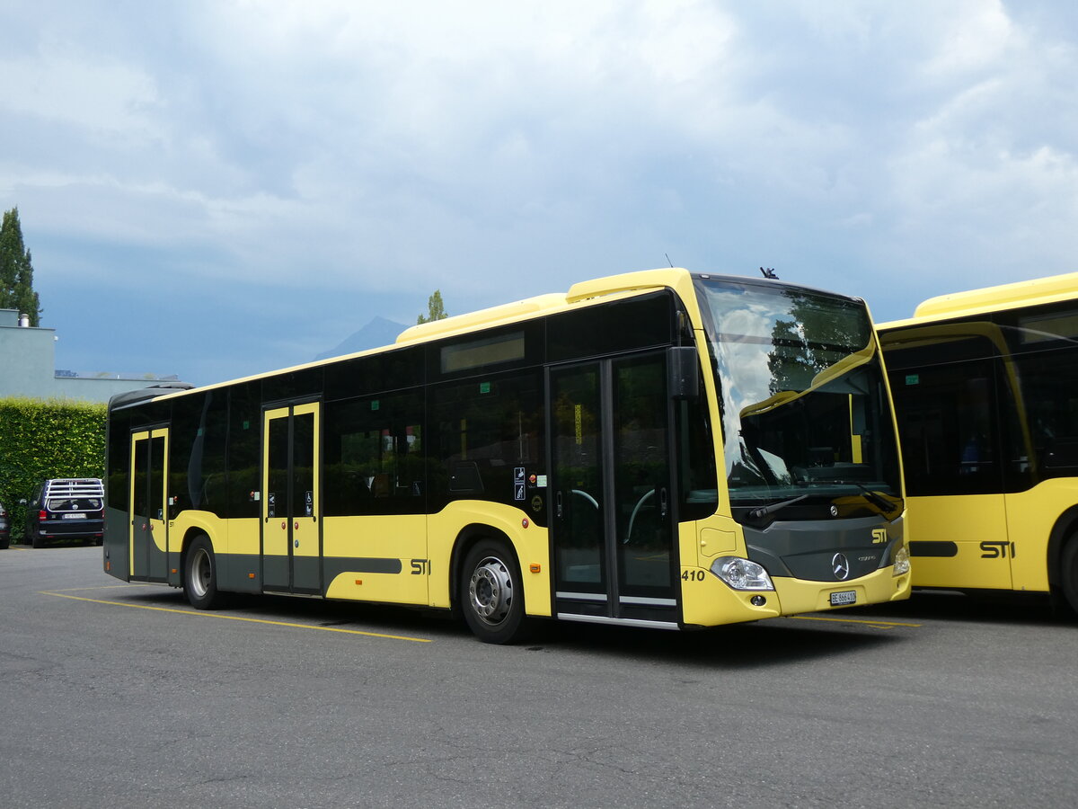 (277'360) - STI Thun - Nr. 410/BE 866'410 - Mercedes am 30. Juni 2025 bei der Schifflndte Thun 