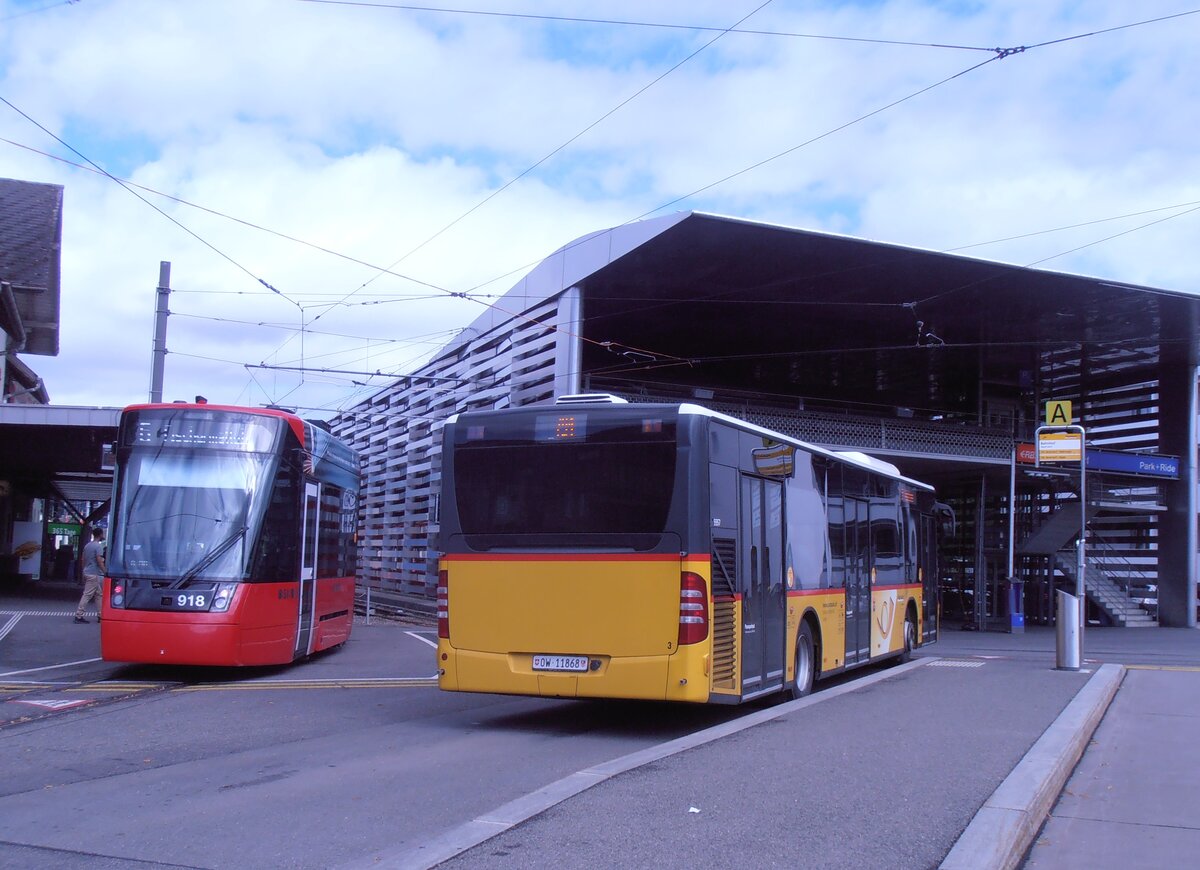 (277'888) - Hfliger, Sursee - Nr. 3/OW 11'868/PID 5557 - Mercedes am 17. Juli 2025 beim Bahnhof Worb Dorf (Einsatz PostAuto)