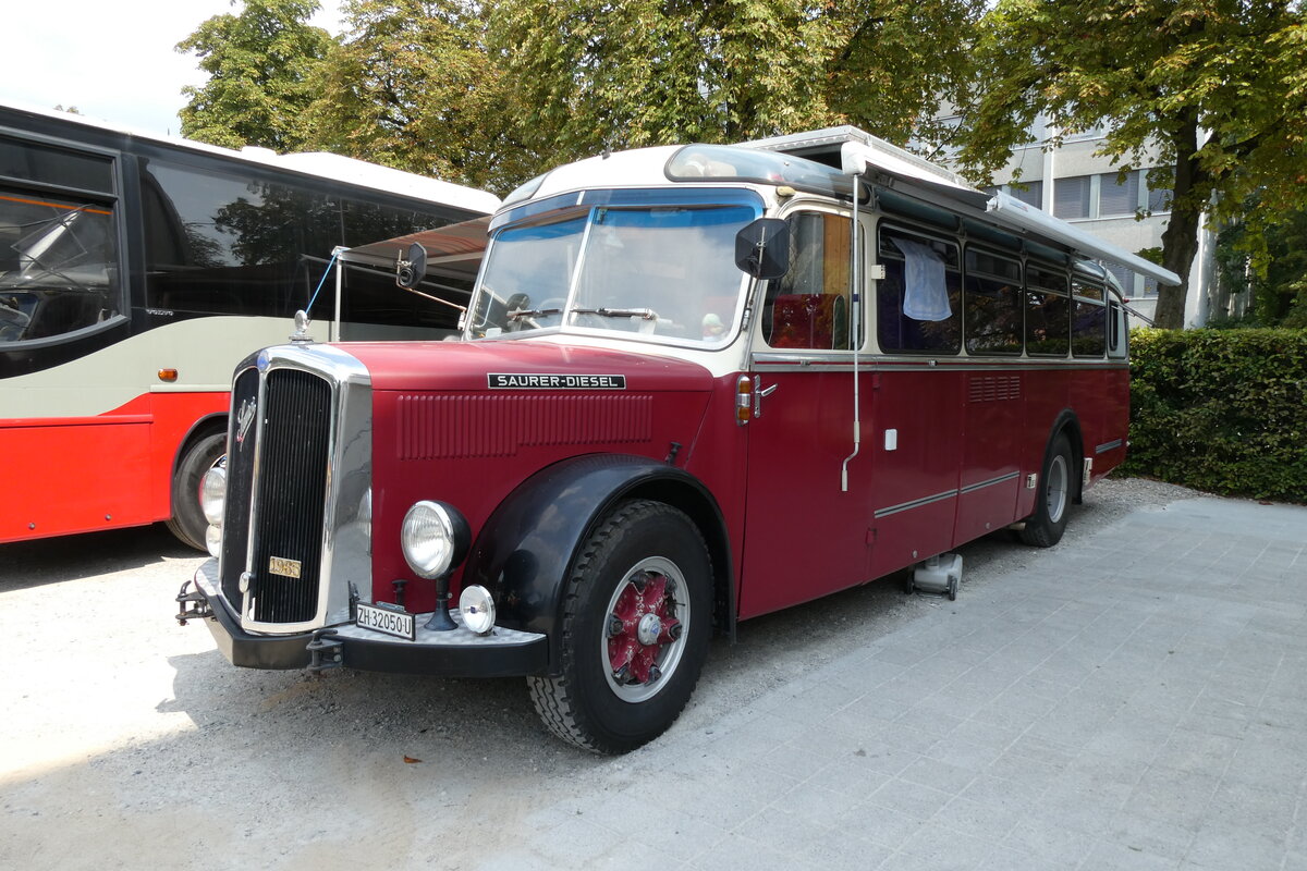 (278'996) - Morger, Horgenberg - ZH 32'050 U - Saurer/Tscher (ex P 23'167; ex Casper, Lenzerheide) am 16. August 2025 in Solothurn, Baseltor