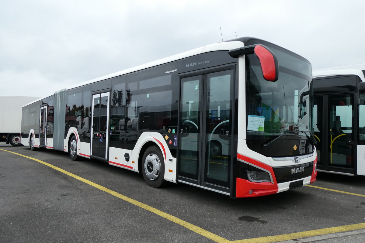 (281'295) - AAGS Schwyz - (M 298) - MAN am 11. Oktober 2025 in Kerzers, Interbus