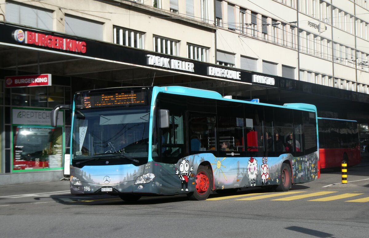 (282'357) - VB Biel - Nr. 196/BE 821'196 - Mercedes am 13. November 2025 beim Bahnhof Biel