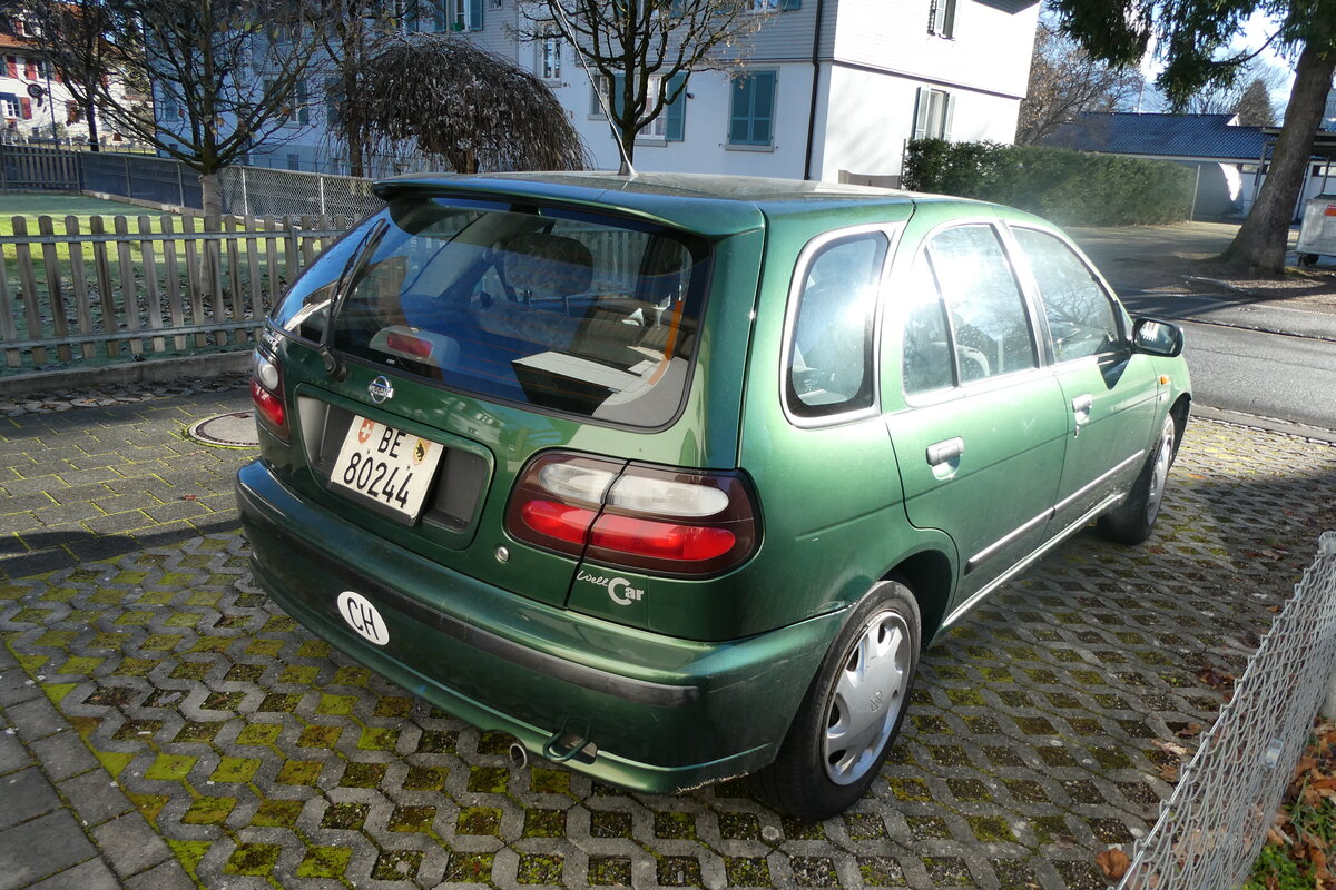 (282'607) - Nissan - BE 80'244 - am 28. November 2025 in Thun-Lerchenfeld