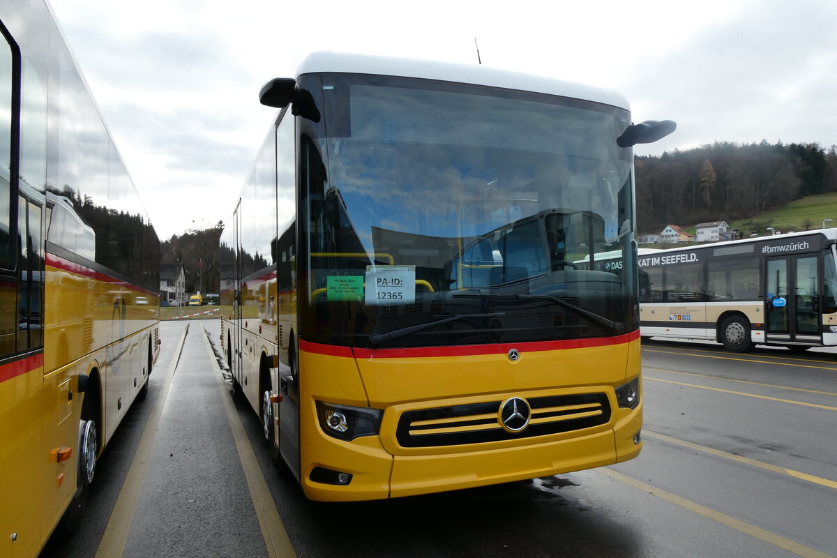 (282'630) - PostAuto Wallis - PID 12'365 - Mercedes am 29. November 2025 in Winterthur, Daimler Buses