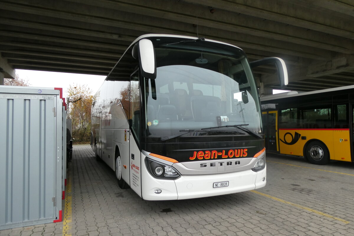 (282'828) - Jean-Louis, F�tigny - Nr. 43/NE 8828 - Setra am 6. Dezember 2025 in Kerzers, Murtenstrasse