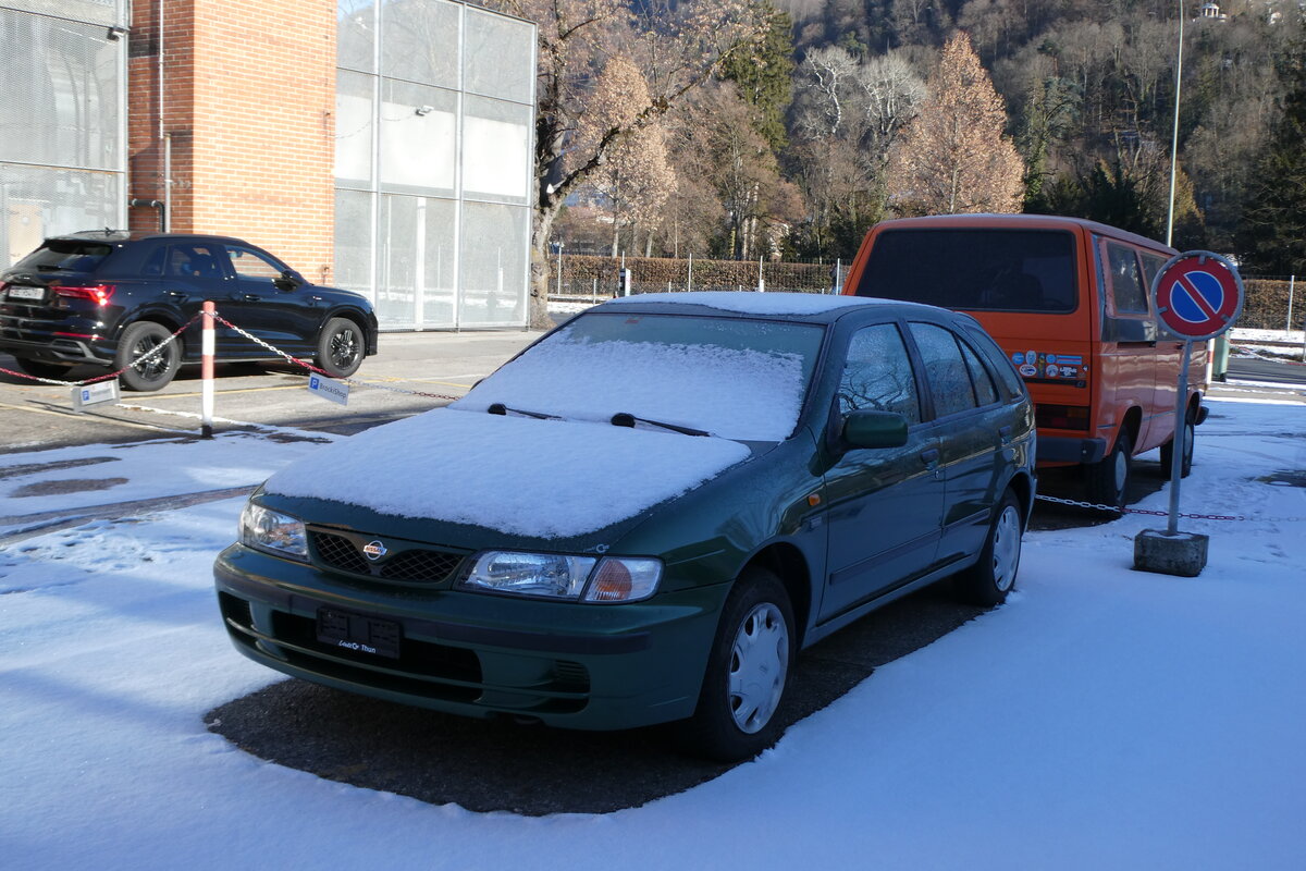 (283'714) - Nissan am 4. Januar 2026 in Thun, Rosenau