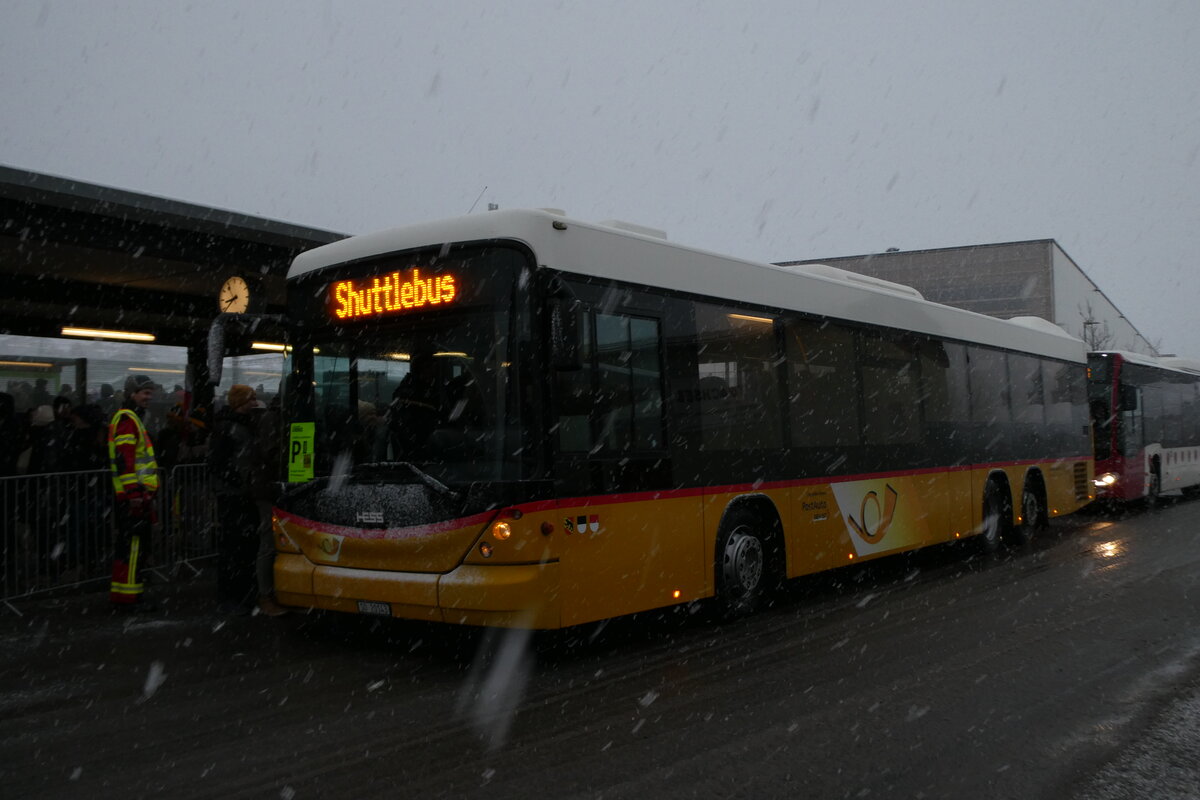 (283'815) - Steiner, Messen - SO 20'143/PID 5372 - Scania/Hess (ex SO 136'226) am 10. Januar 2026 beim Bahnhof Frutigen