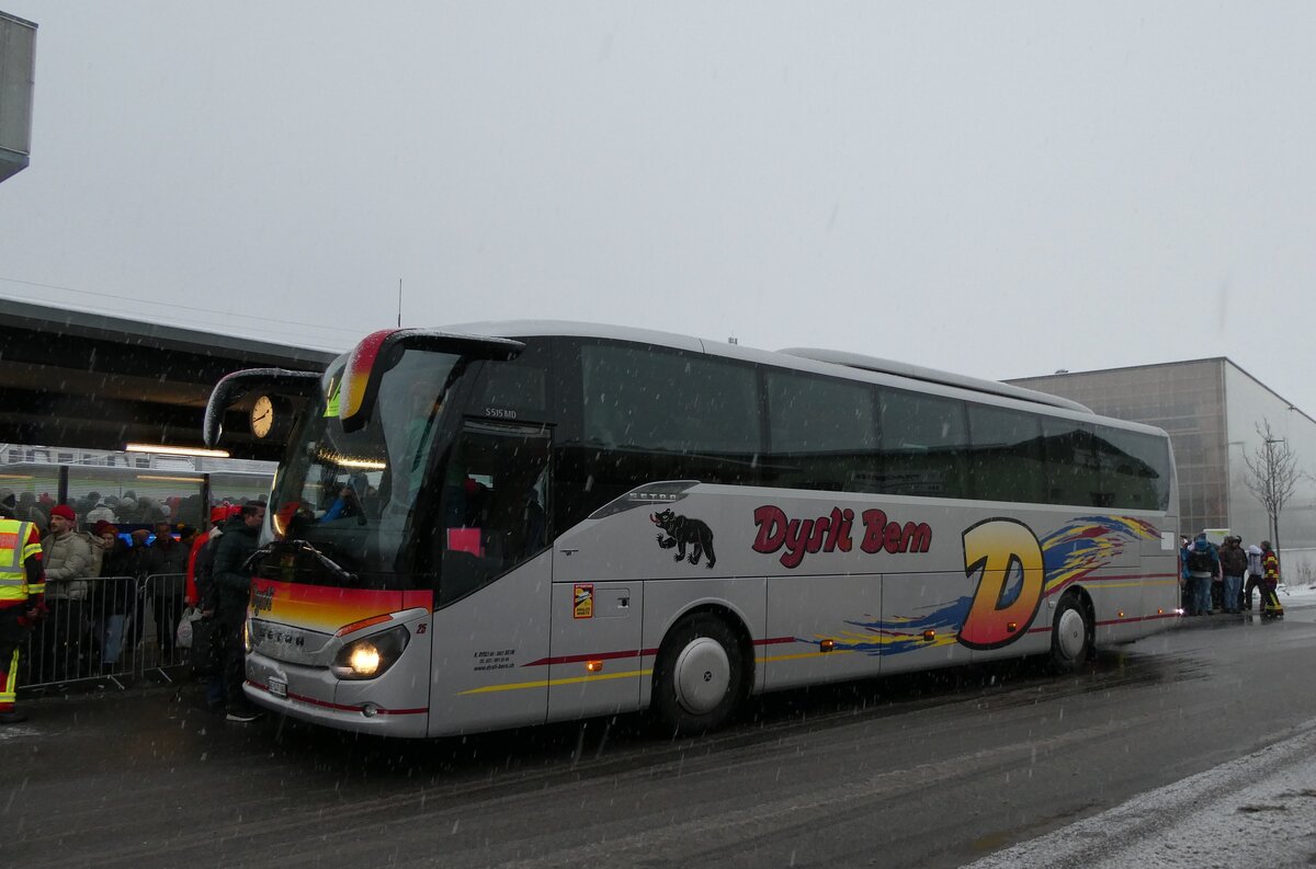 (283'819) - Dysli, Bern - Nr. 25/BE 147'160 - Setra am 10. Januar 2026 beim Bahnhof Frutigen