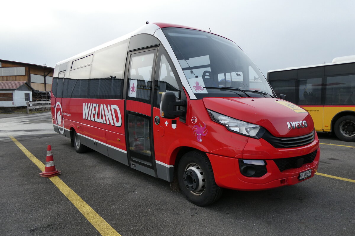 (284'266) - Wieland, Murten - Nr. 112/FR 300'597 - eIveco/Rosero am 17. Januar 2026 in Kerzers, Interbus
