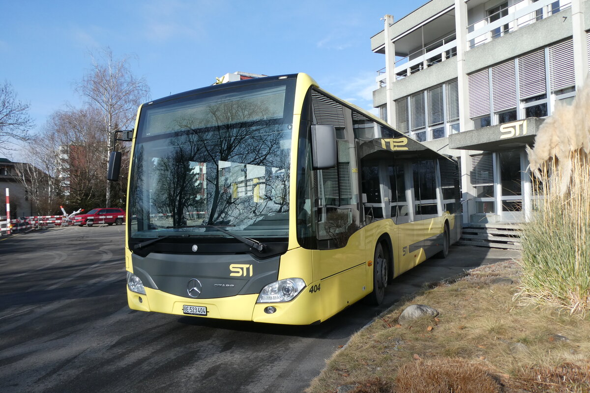 (284'340) - STI Thun - Nr. 404/BE 523'404 - Mercedes am 25. Januar 2026 in Thun, Garage