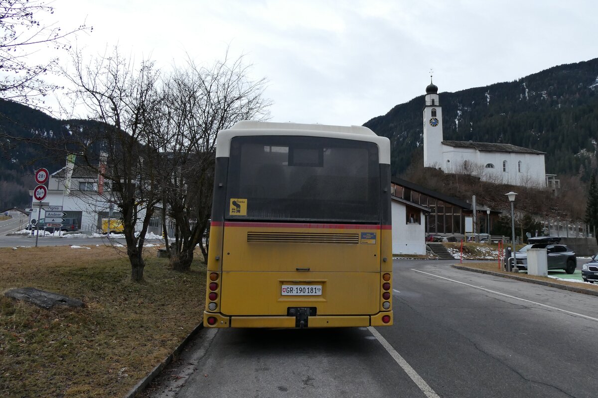 (284'634) - Gaudenz, Andeer - GR 190'181/PID 4804 - Scania/Hess (ex GR 1866; ex GR 163'715; ex Stutz, Jonen; ex PostAuto Bern; ex AVG Meiringen Nr. 67; ex AVG Meiringen Nr. 76; ex Steiner, Messen) am 6. Februar 2026 in Andeer, Parkplatz