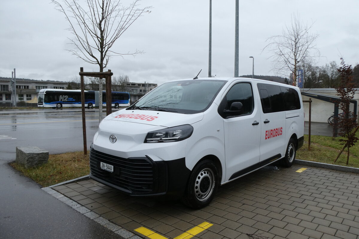 (284'990) - Welti-Furrer, Bassersdorf - Nr. 40/ZH 5040 - Toyota am 21. Februar 2026 in Winterthur, Daimler Buses