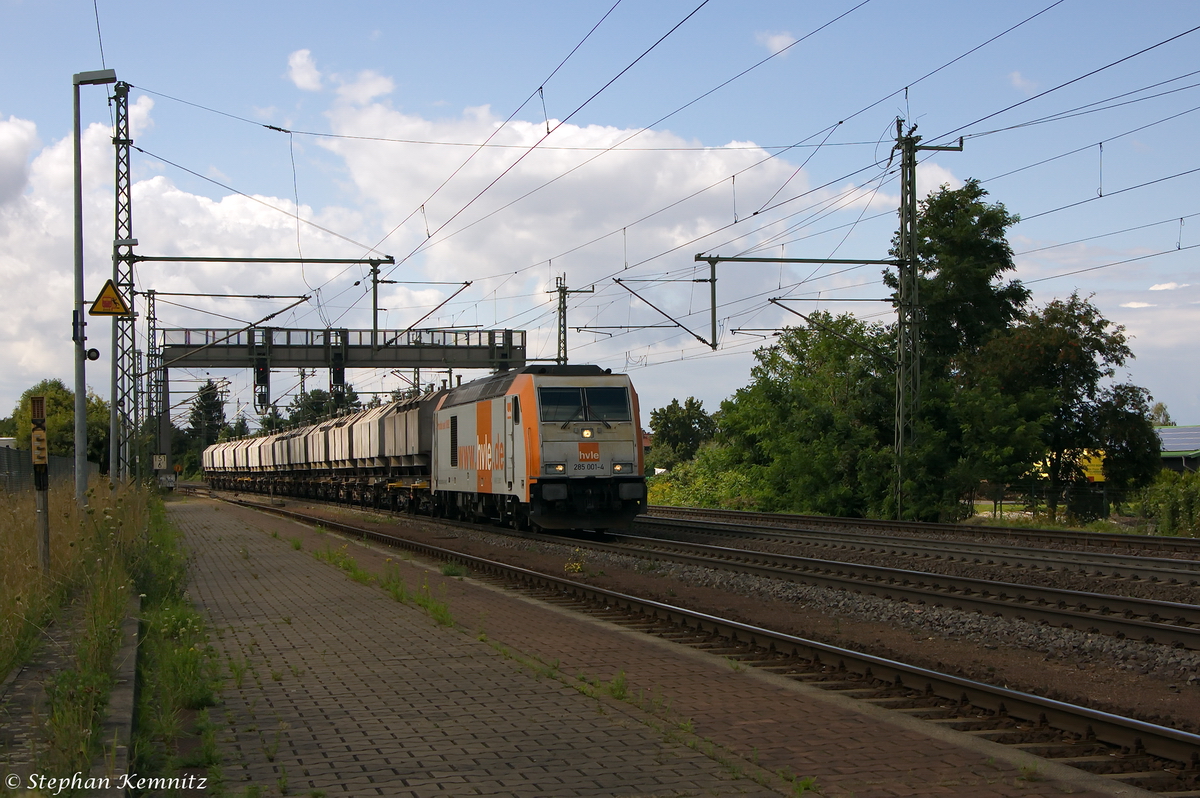 285 001-4 Macquarie European Rail für hvle - Havelländische Eisenbahn AG mit einem leeren Kalkzug von Beddingen nach Rübeland in Niederndodeleben. Netten Gruß zurück! 12.08.2014