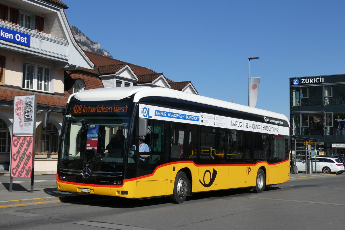 (285'197) - PostAuto Bern - BE 610'539/PID 12'128 - eMercedes am 3. M�rz 2026 beim Bahnhof Interlaken Ost