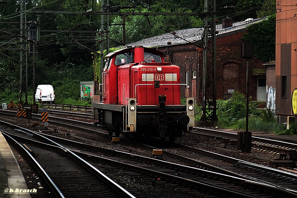 295 018-6 fuhr lz am 20.06.14 durch hh-harburg