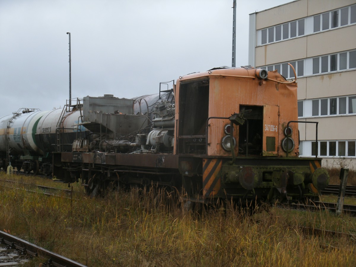 347 036 war zum Zeitpunkt meiner Aufnahme,am 20.November 2013,in Mukran noch nicht vollst�ndig zerlegt.