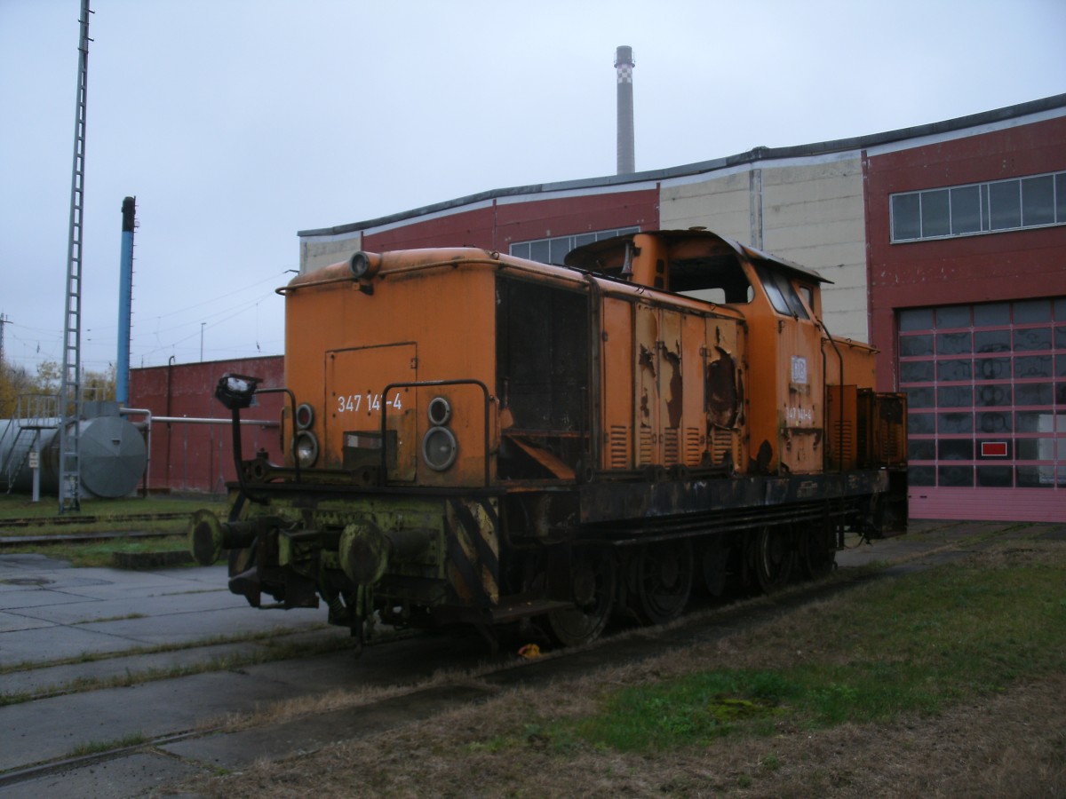 347 141 wenige Tage vor der Verschrottung.Aufnahme am 16.November 2013 in Mukran.