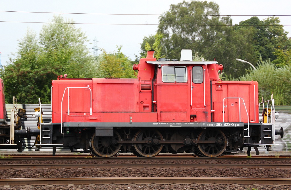 363 622-2 im Schlepp einer 296 bei der Durchfahrt in Hamburg-Harburg. 07.09.12