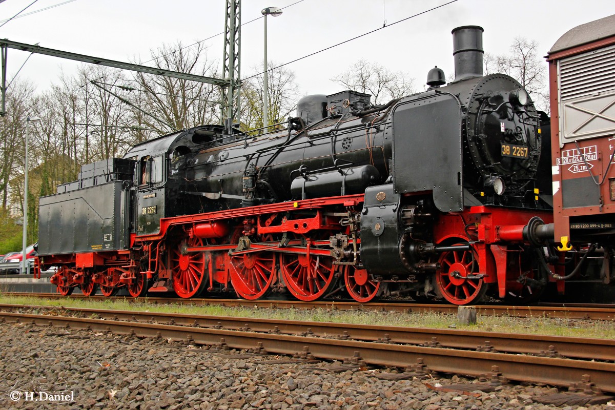 38 2267 am 06.04.2014 in Hattingen.