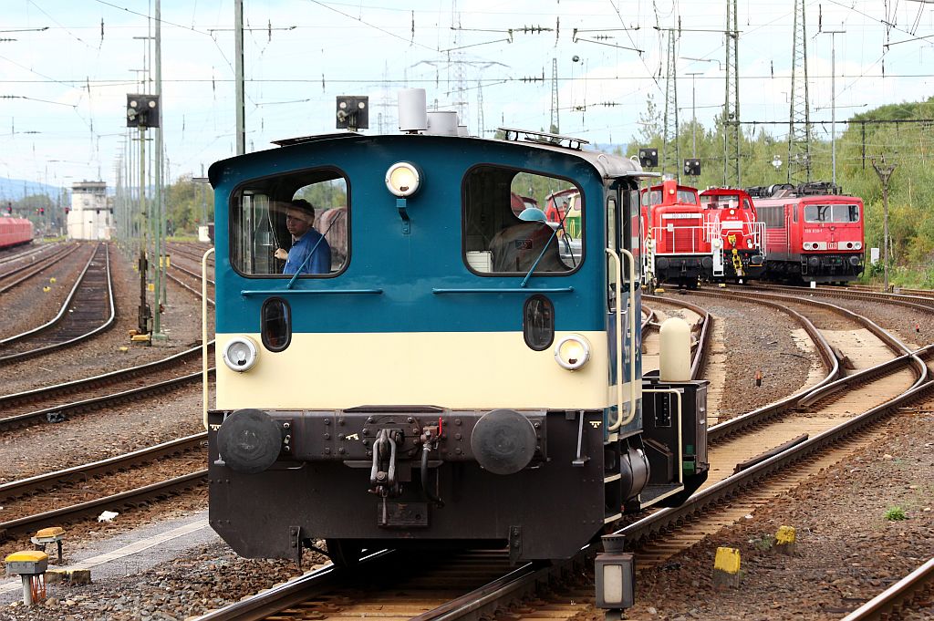 3.Lok: Köf III 333 068-5, Bj Gmeinder 1969, Indienststellung 31.12.1969, betriebsfähig, 245PS, 45 km/h, Koblenz-Lützel 29.09.12