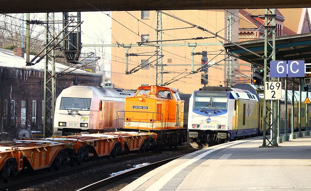 3mal Diesel auf einen Streich! PCT 223 157 Locon 203/204 373 und die ME 246 005 standen für einen kurzen Moment alle nebeneinander. HH-Harburg 23.03.2013