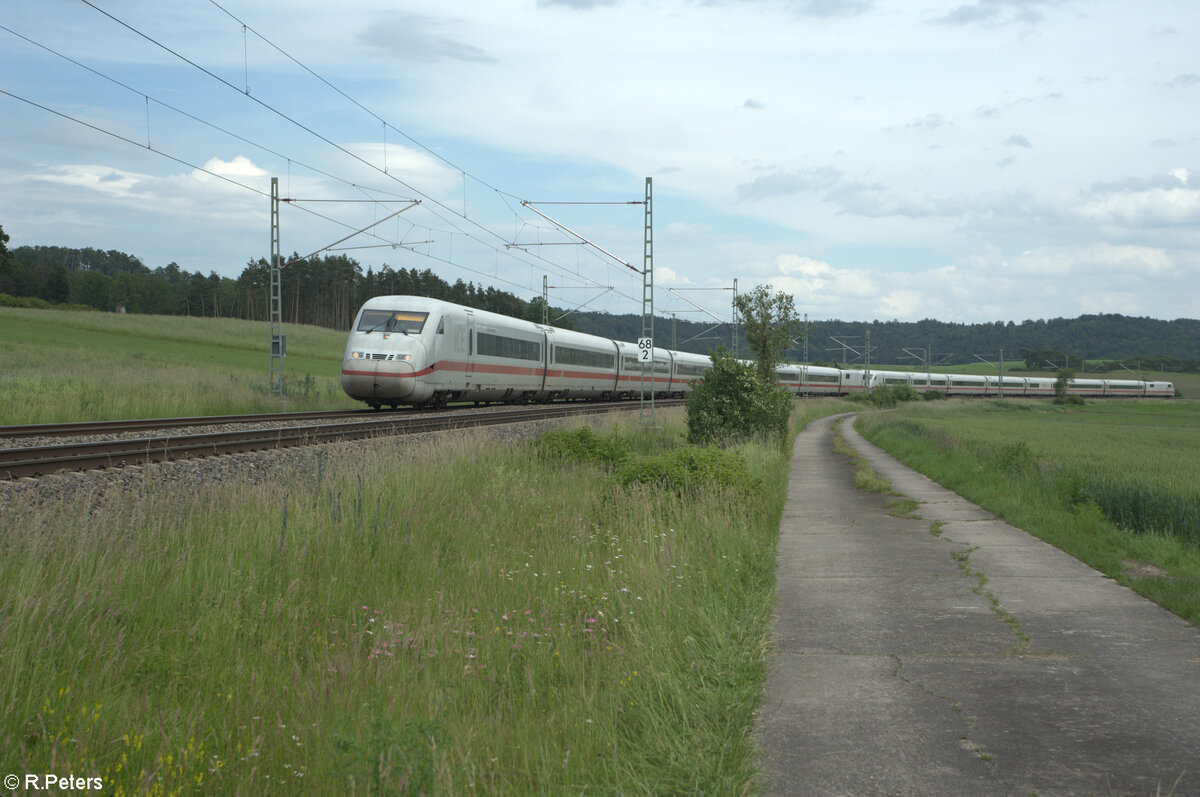 402 017 + 402 040 ICE 586/536 München - Hamburg HBF/ Hannover HBF bei Oberdachstetten. 08.06.24