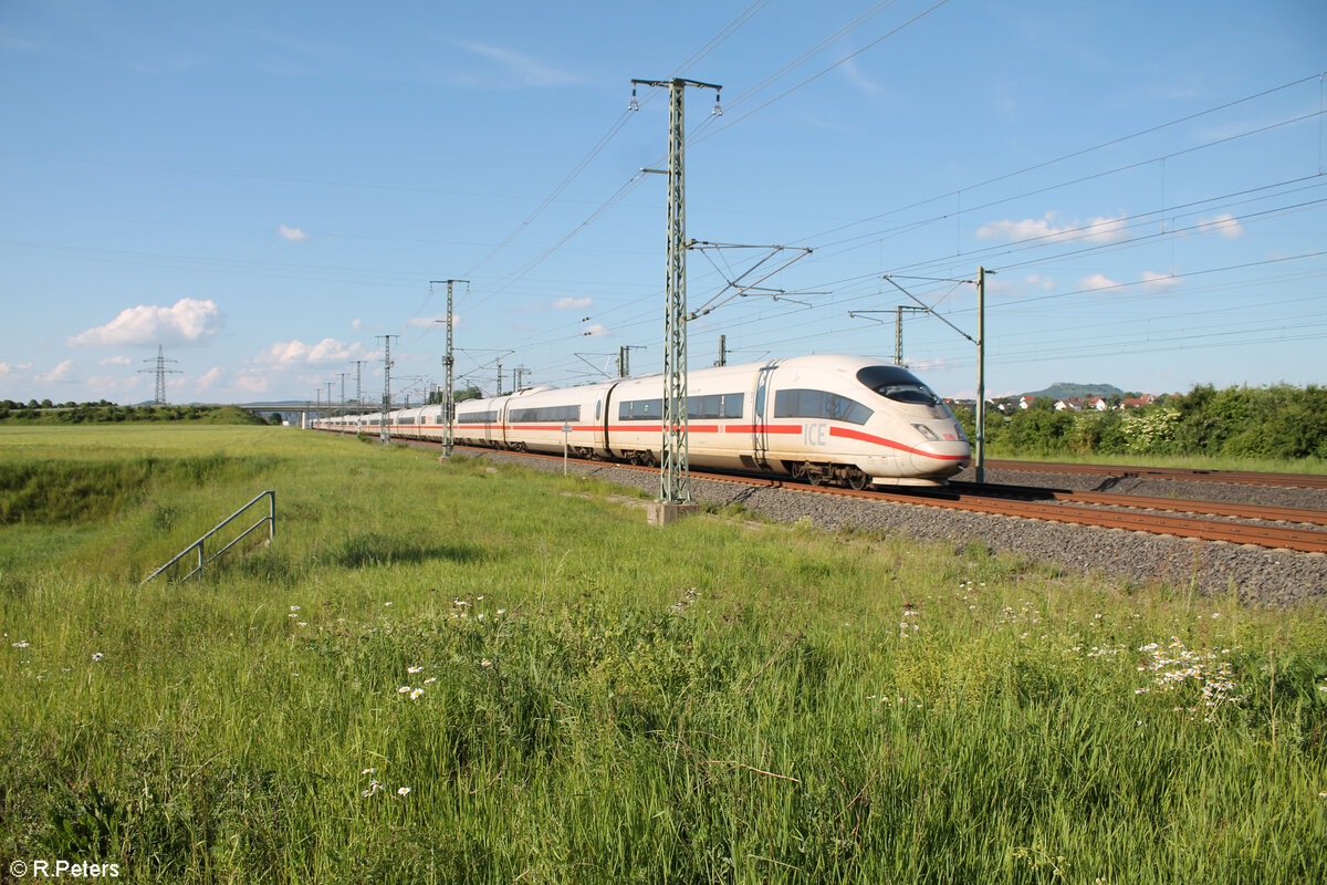 403 057  Esslingen am Necker  als ICE 709 Hamburg - Mnchen bei Ebensfeld. 20.05.24