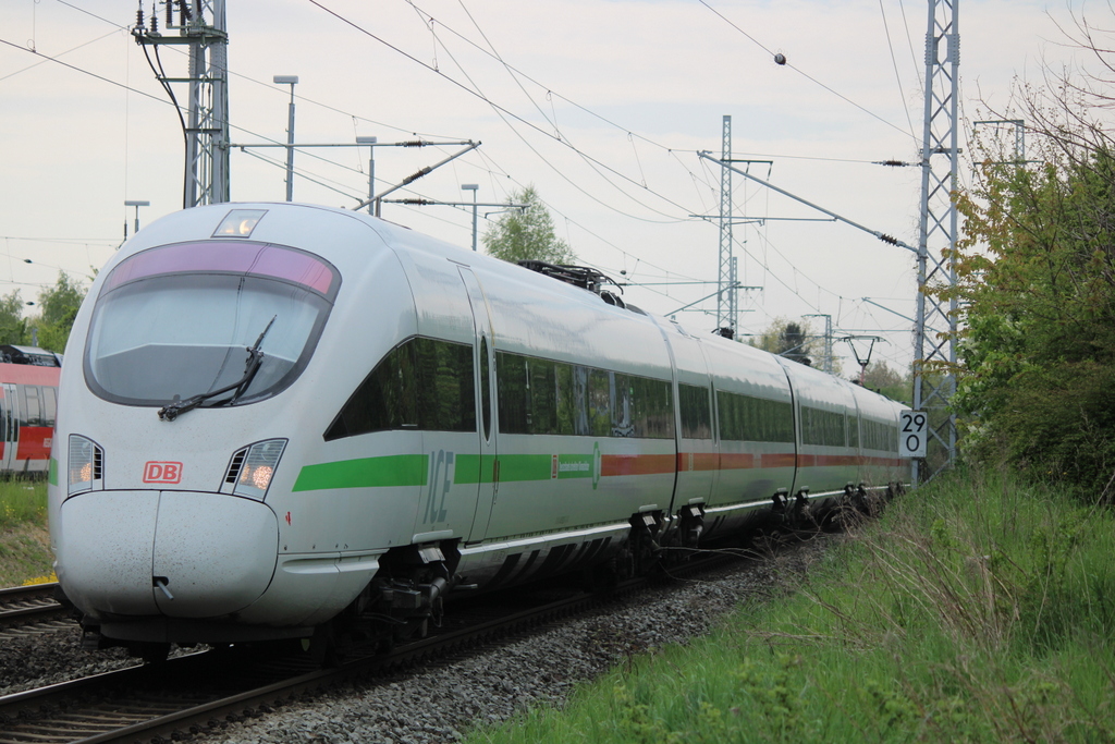 415 022-3 als IC 2900(Leipzig-Rostock)bei der Einfahrt im Rostocker Hbf.09.05.2020