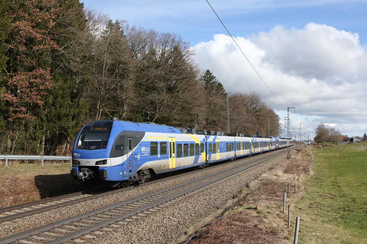 430 001 und 430 022 waren am 24. Februar 2024 bei Hufschlag in Richtung Mnchen unterwegs.