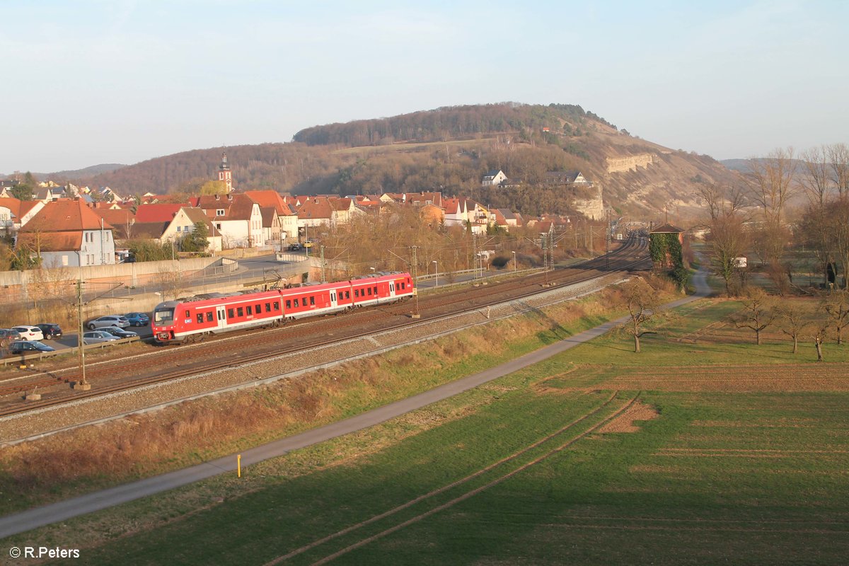 440 316-8 rollt als RB 58 Treuchtlingen - Gemünden in Retzbach-Zellingen ein. 16.03.17