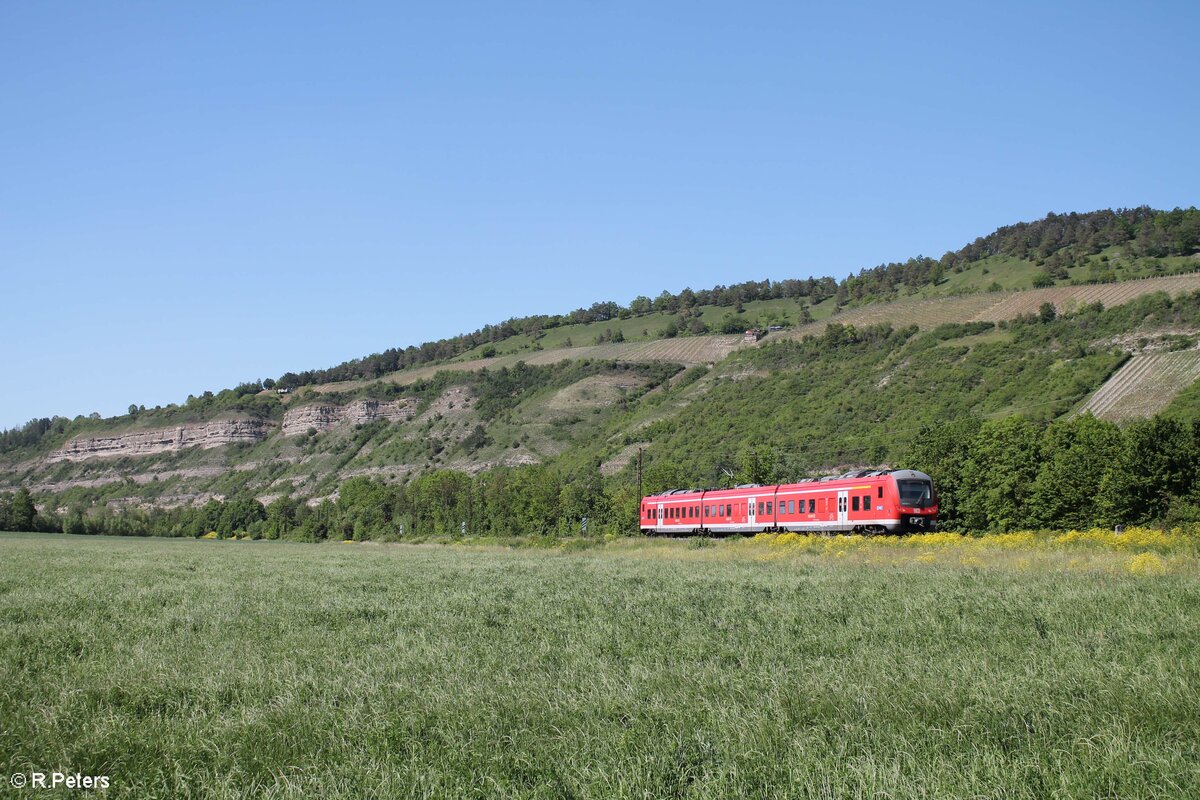 440 323-4 als RB 53 RB 58049 Gemünden - Würzburg bei Thüngersheim. 02.06.21