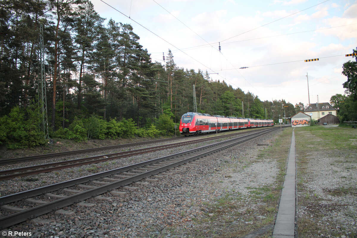 442 242 als S1 39192 Neuenmarkt/Oberpfalz - Bamberg verlässt Ochenbruck. 12.05.24