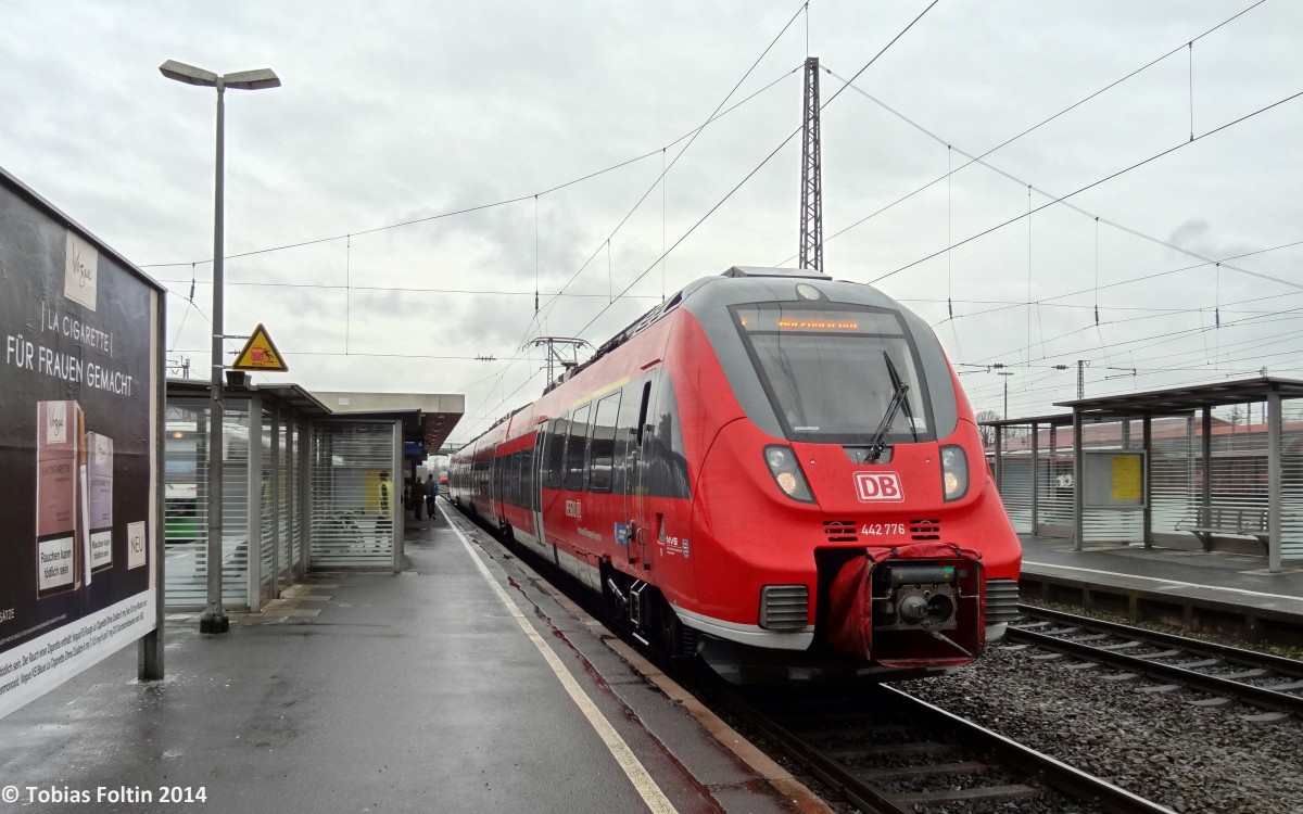 442-276 macht auf dem Weg nach W�rzburg Hbf kurz in Schweinfurt Hbf Station.
Aufgenommen im M�rz 2014.