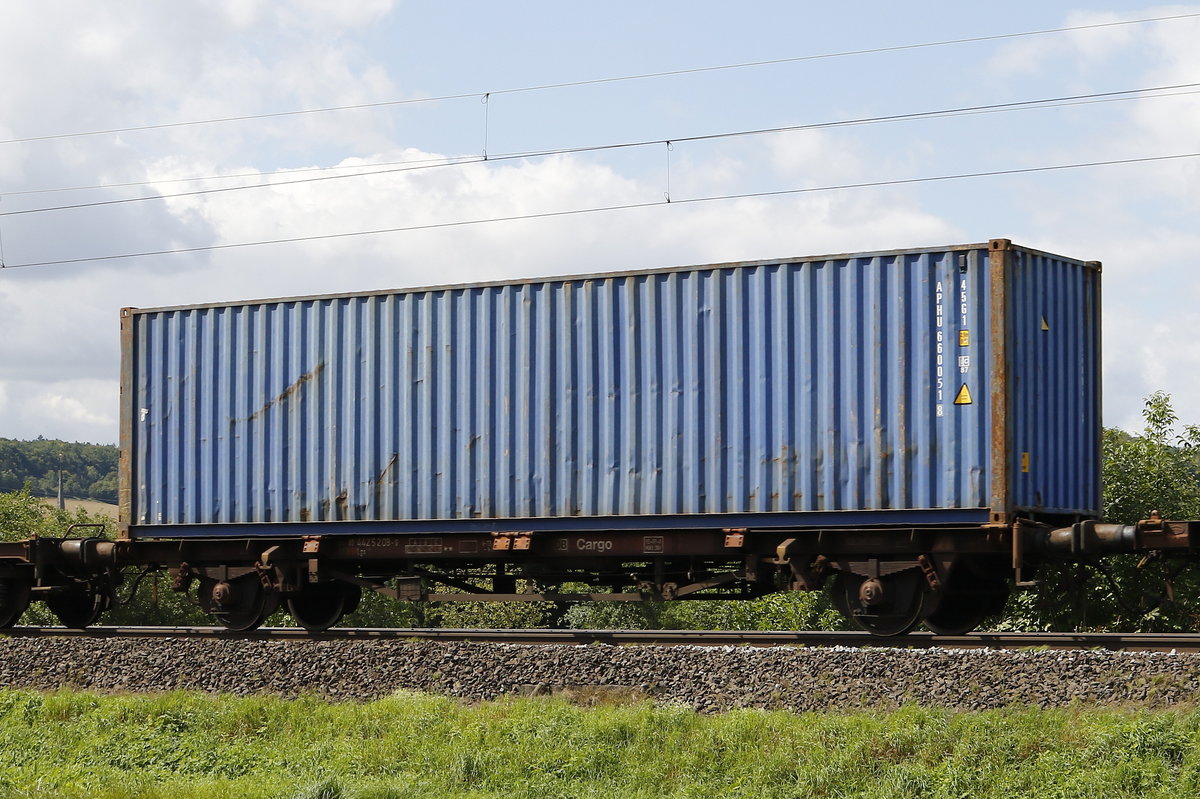 4425 208-6 (Lgs) am 19. August 2017 bei Himmelstadt.