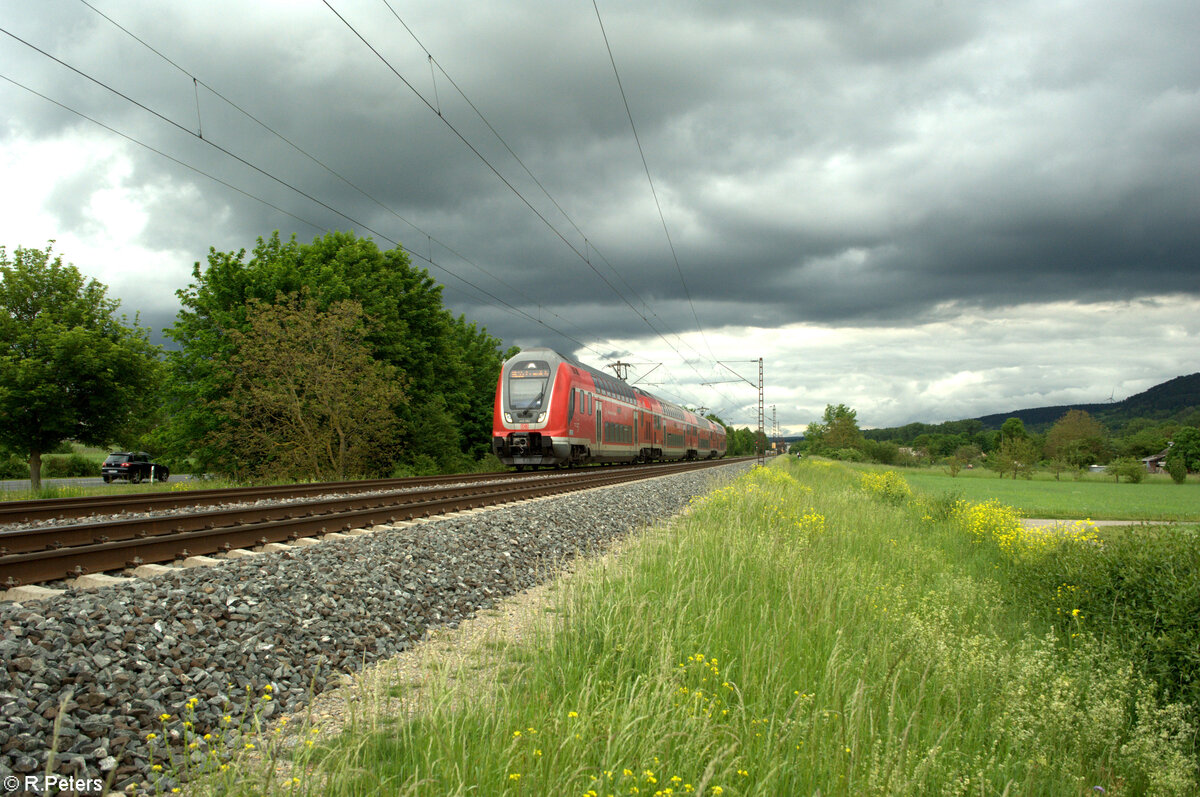 445 062 als RE 55 4622 Bamberg - Frankfurt/Main bei Thüngersheim. 18.05.24