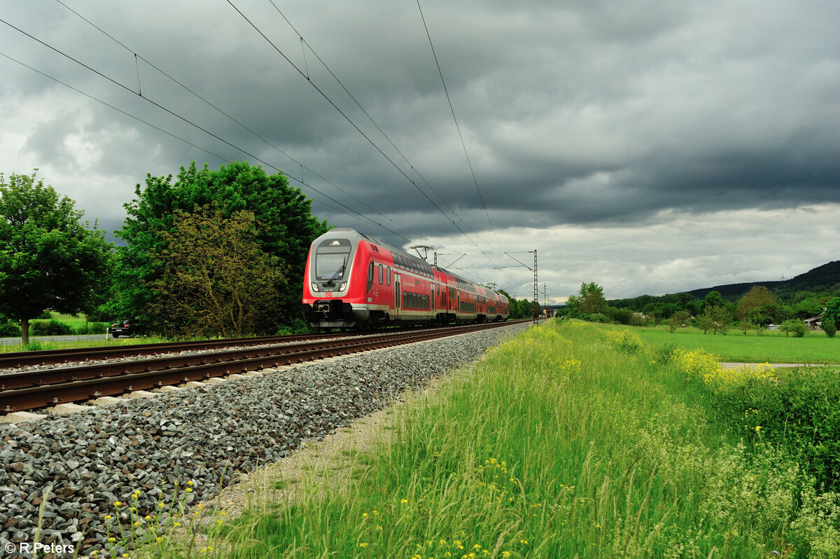 445 062 als RE 55 4622 Bamberg - Frankfurt/Main bei Thüngersheim. 18.05.24