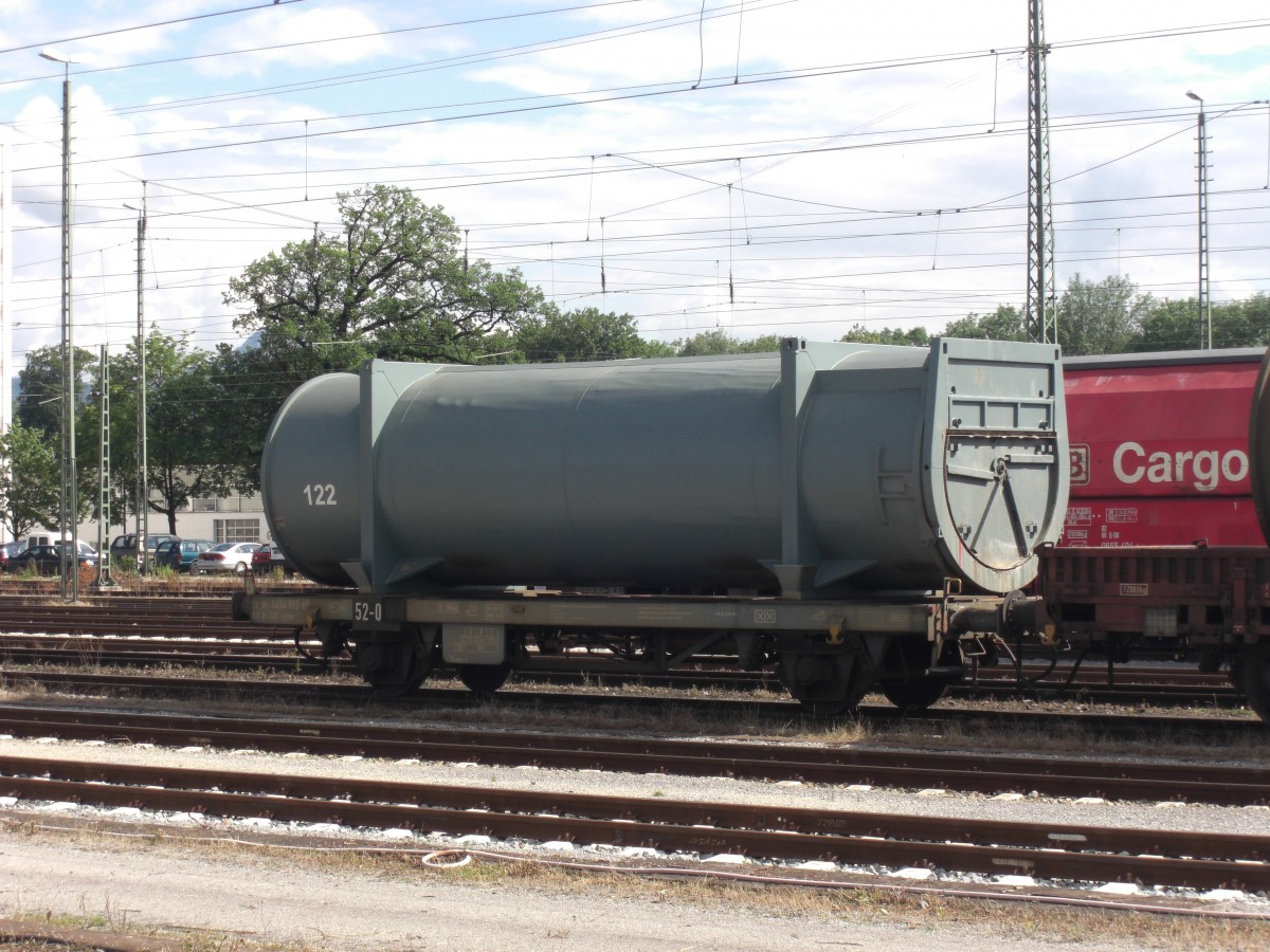 4454 052-0 mit einem Mllcontainer am 26. Juni 2009 in Freilassing.