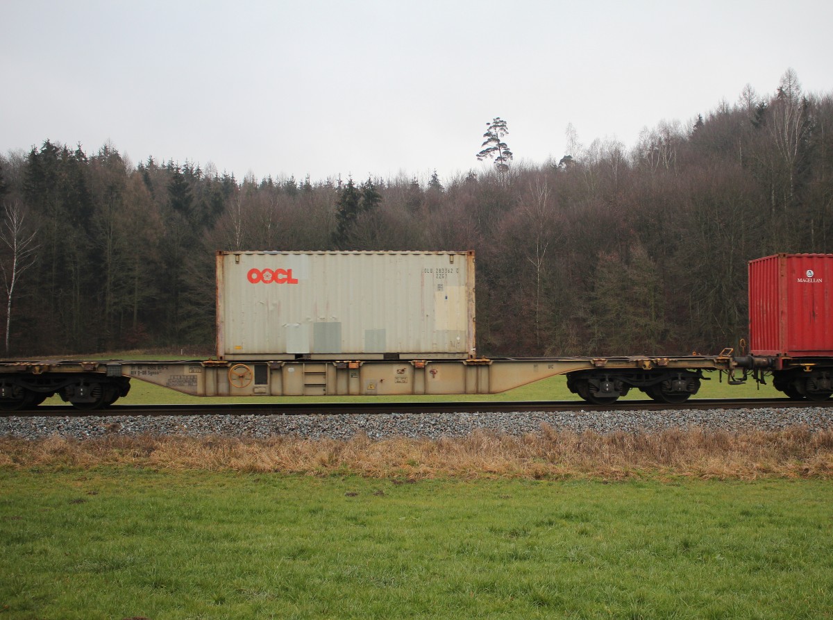 4552 075-2 (Sgnss) am 30. Dezember 2015 bei Kastl.