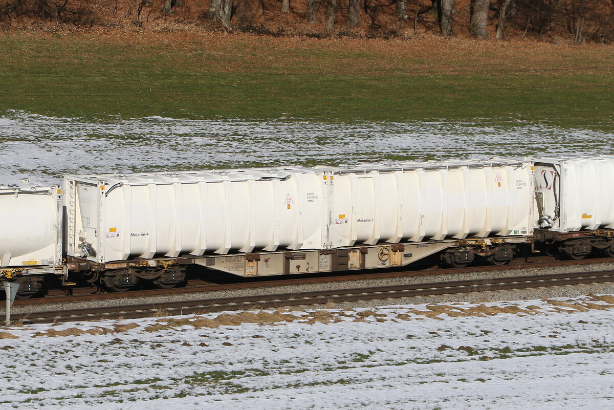 4553 175 (Sgns) am 19. Januar 2026 bei Axdorf.