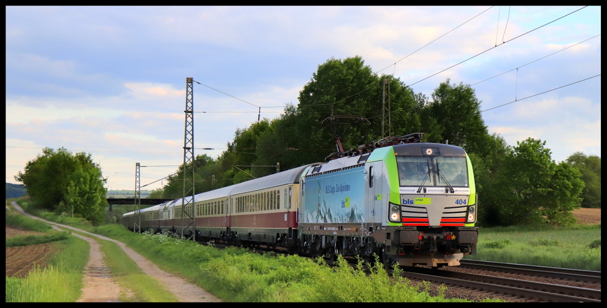 475 404 mit AKE Rheingold am 21.05.17 bei Kerzell