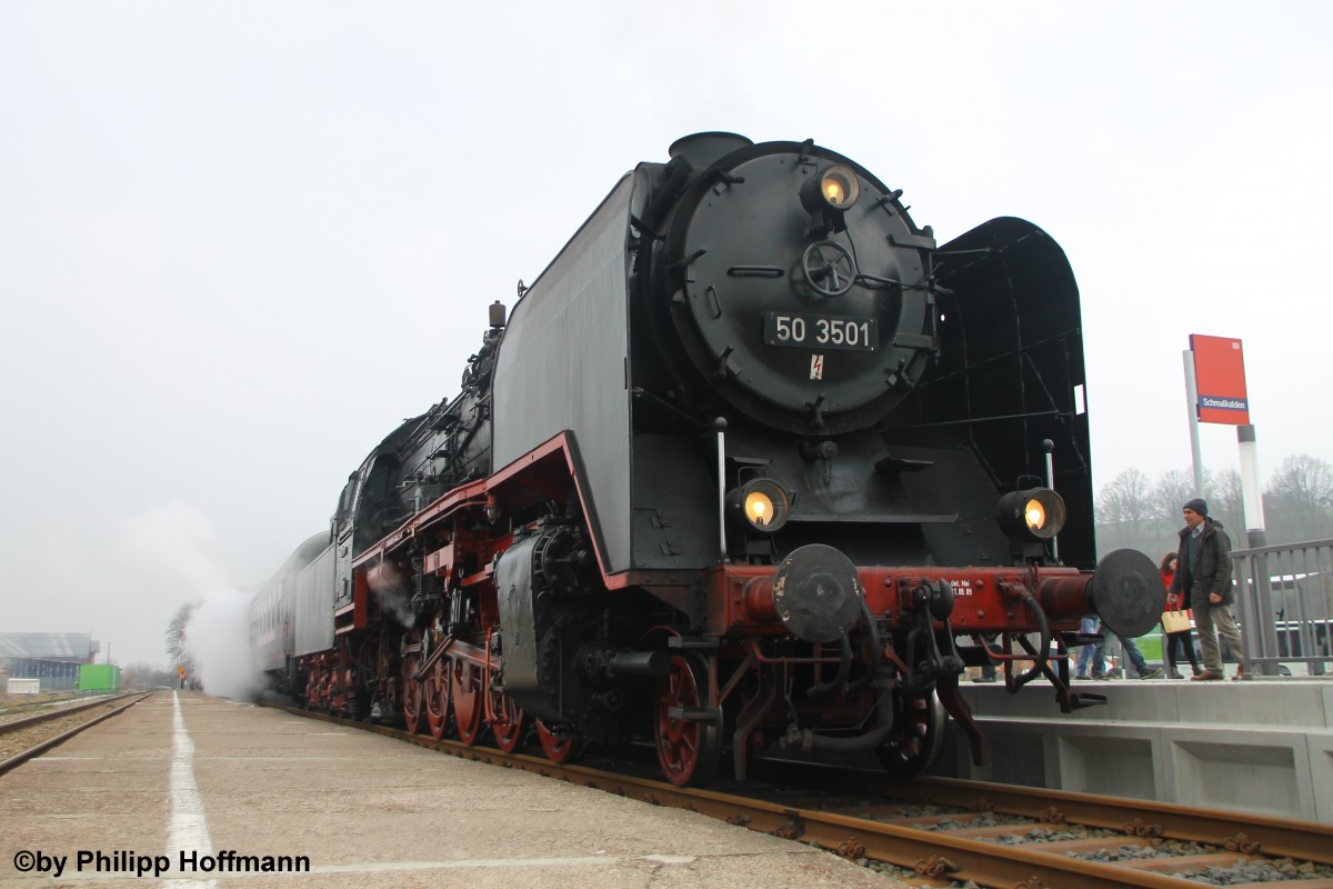 50 3501 beim einst�ndigen Zwischenhalt in Schmalkalden. 