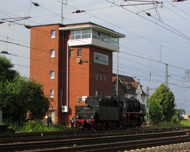 50 3552-2(Museumseisenbahn Hanau) beim Rangieren in Darmstadt Kranichstein.Sie war die einzige Gastdampflok bei den Bahnwelttagen 2014.Aufgenommen am 01.Juni.2014