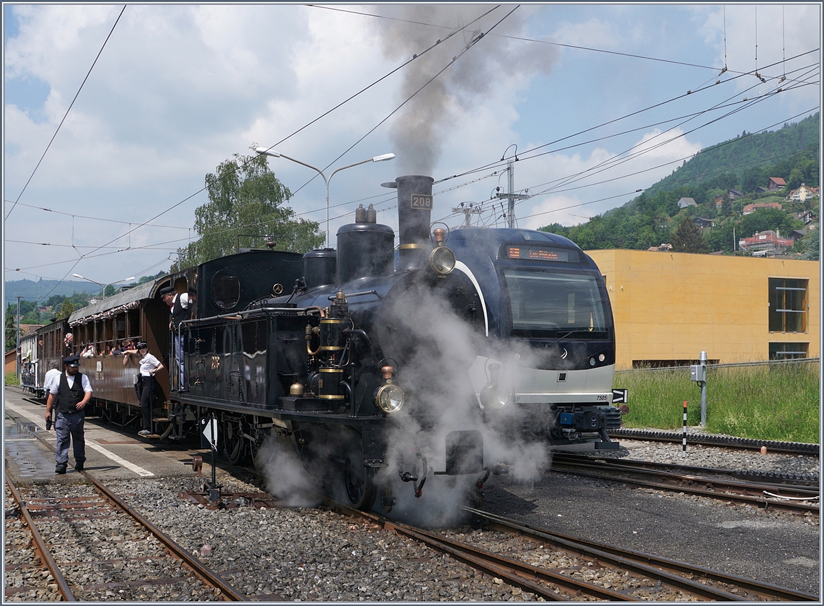50 Jahre Blonay - Chamby; Mega Steam Festival: Die SBB Brünig Bahn Talbahnlok G 3/4 208 der Ballenberg Dampfbahn wartet in Blonay auf ihre Abfahrt Richtung Chamby.
l9. Mai 2018
