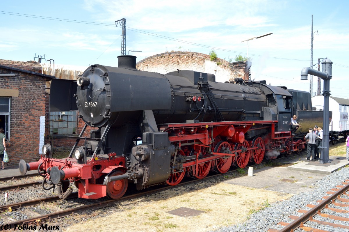 52 4867 (HEF) am Wasserkran im BW Hanau beim Lokschuppen-Fest in Hanau am 14.06.2015