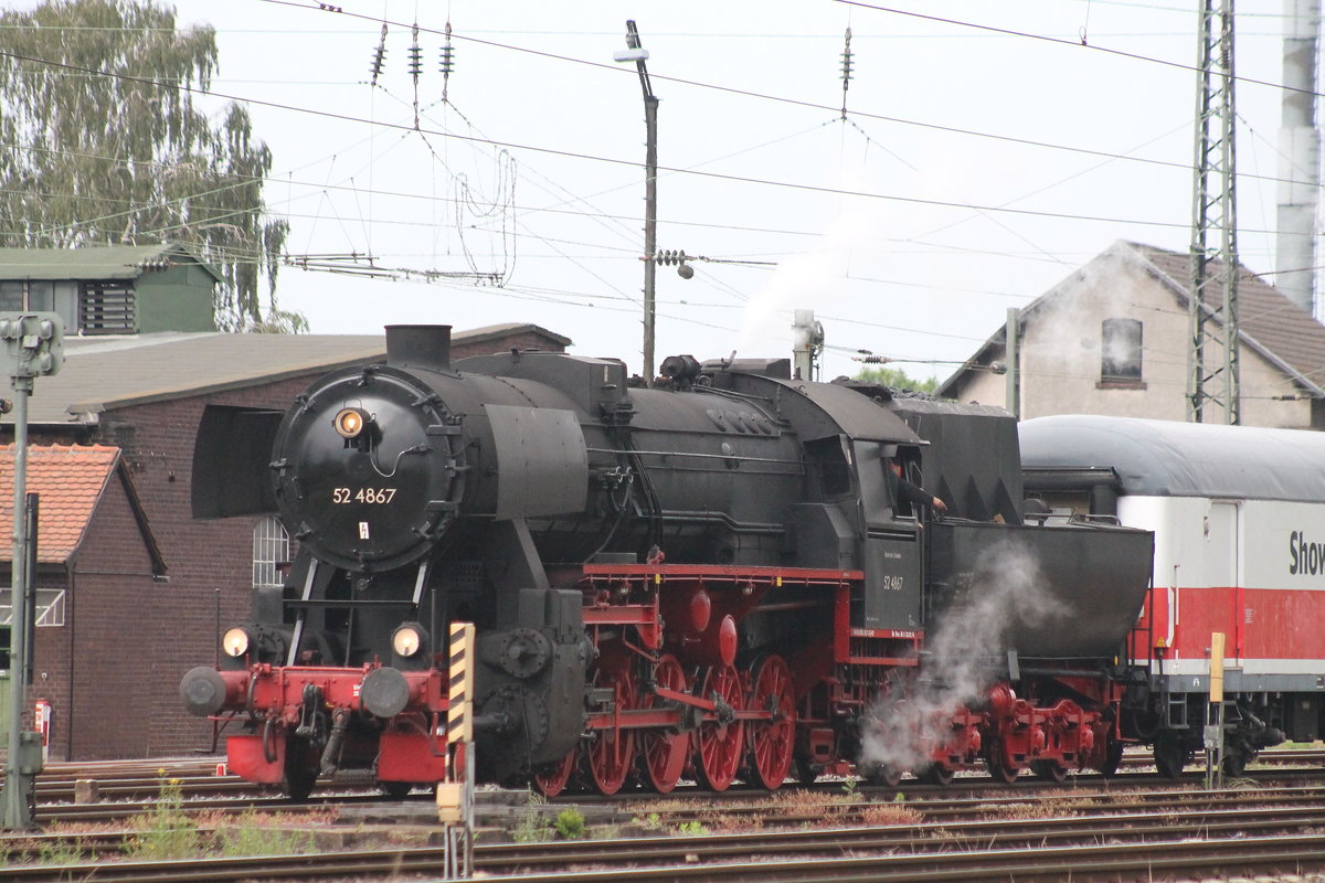 52 4867 (HEF) in Darmstadt Kranichstein am 25.07.2014
