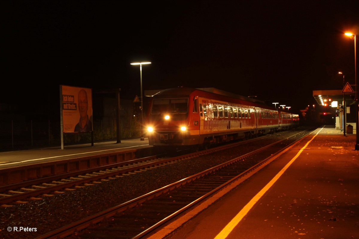 610 001-9 + 003-6 als RE 3698 Regensburg - Hof in Wiesau/Oberpfalz 24.10.13 Version 4