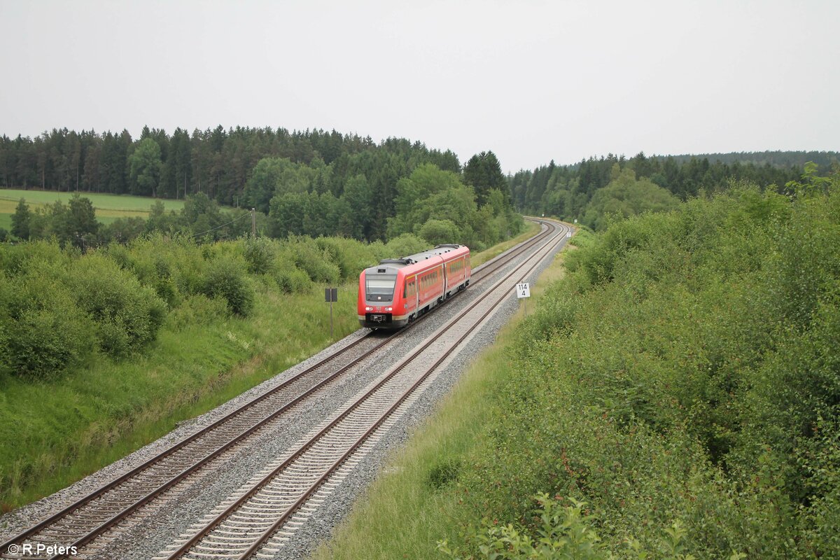 612 155 als RE33 RE 5290 Cheb - Nürnberg kurz vor Neusorg. 20.06.21